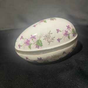 White Porcelain Floral Egg